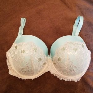 Victoria's Secret Dream Angels 34DDD bra
